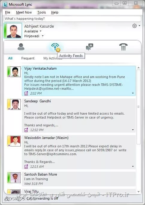 خب در مقاله قبل که اولین مقاله از سری مقالات آموزش گام به گام Lync Server بود، به معرفی اجمالی این محصول و تاریخچه آن پرداختیم. با توجه به گستردگی امکانات این محصول، معرفی قابلیت ها و سرویس ها را در چند مقاله به صورت جداگانه بررسی خواهیم کرد. در این مقاله که دومین مقاله از این سری آموزشی می باشد، سرویس IM & Presence را با هم بررسی می کنیم.در مقاله قبل به امکانات و قابلیت های Lync Server 2010 به طور خلاصه اشاره کردیم. برای اینکه از امکانات ذکر شده استفاده کنید، Lync Server 2010 از سرویس های متعددی استفاده میکند. در حقیقت این سرویس ها هستند که امکانات ذکر شده را برای شما فراهم میکنند. در زیر به معرفی اجمالی این سرویس ها میپردازم. برای درک بهتر و اهداف آموزشی، این سرویس ها و امکانات را به چند گروه دسته بندی می کنم.

* Instant Messaging & Presence
* Audio/Video Calling & Conferencing
* Sharing & Presentation
* Enterprise Voice
* Mobility
در این مقاله با هم سرویس Instant Messaging & Presence را بررسی می کنیم.

!! سرویس پیام فوری و وضعیت حضور (Instant Messaging & Presence)
این گروه از قابلیت ها شامل تعیین وضعیت حضور (Presence)، امکان چت شخصی و گروهی (IM & Group Chat)، مشاهده لیست تماس و اطلاعات تماس (Contact List & Contact Information)، مشاهده خلاصه فعالیت (Activity Feed) و همچنین امکان ارتباط با سرویس های چت عمومی (PIC) می باشد. در زیر به معرفی اجمالی این قابلیت ها خواهم پرداخت.

!! وضعیت حضور (Presence)
این سرویس به شما این امکان را میدهد که موقعیت و وضعیت خود را به دیگران اطلاع دهید. برای این کار نیازی نیست که وضعیت موجود خود را برای دیگران ارسال کنید. کسانی که شما را در لیست دوستان در Lync Client خود دارند، وضعیت و موقعیت شما را در جلوی اسم شما مشاهده خواهند کرد. از جمله این وضعیت ها میتوان به Available (در دسترس)، Busy (مشغول)، Do Not Disturb (مزاحم نشوید) و ... اشاره کرد.

||http://tosinso.com/files/get/8e95cf60-4b4c-4d84-865c-405545f86aa6||

!! لیست تماس و اطلاعات تماس (Contact List & Contact Information)
شما در محیطی بسیار ساده و کاربرپسند میتوانید تمامی افراد حاضر در لیست دوستان خود را مشاهده کنید. میتوانید شیوه مشاهده لیست دوستان (Contact List) را بر اساس گروه بندی دلخواه خود، Availability (Online و Offline بودن و حالات دیگر) و تنظیماتی دیگر دسته بندی کنید. این دسته بندی به شما در پیدا کردن افراد مورد نظرتان کمک خواهد کرد.
همچنان شما میتوانید اطلاعات جامعی در مورد همکاران و یا مشتریان خود از طریق Lync Server در دسترس داشته باشید. این اطلاعات میتواند شامل آدرس، شماره تلفن، سمت کاری و ... باشد. همچنین دسترسی به این اطلاعات فقط محدود به داخل سازمان نبوده و شما از خارج از سازمان نیز می توانید به این اطلاعات دسترسی پیدا کنید.

||http://tosinso.com/files/get/a1de7329-b389-4f1e-8889-7296b53cc379||

!! خلاصه فعالیت (Activity Feeds)
با استفاده از این قابلیت شما میتوانید خلاصه ای از فعالیت جاری خود را به اطلاع دوستان و همکاران خود برسانید. همچنین میتوانید خلاصه فعالیت دوستان و همکاران خود را به طور یکپارچه در محیطی ساده مشاهده نمایید و از آخرین فعالیت های آنها اطلاع پیدا کنید.

||http://tosinso.com/files/get/1d891606-7b16-48d6-95e3-38e0dd82331d||

!! پیام فوری (IM)
IM که مخفف 2 کلمه Instant Messaging می باشد، اشاره به ارتباط متنی به صورت خصوصی و یا گروهی دارد. البته این قابلیت در کشور ما بیشتر به اسم Chat شناخته شده است. بزرگترین مزیت IM نسبت به دیگر راه های ارتباط متنی (مانند Email) این است که IM به صورت Real Time کار میکند. یعنی در صورتی که هر 2 طرف مکالمه Online باشند، میتوانند به صورت لحظه به لحظه و بدون وقفه با هم گفتگو (Chat) کنند.

در حالی که در سرویس Email می بایست ابتدا دریافت کننده را انتخاب کرده، سپس موضوعی انتخابی برای Email خود انتخاب کنید (البته انتخاب موضوع کاملا اختیاری می باشد و میتوان Email ای بدون عنوان ارسال کرد)، سپس متن مورد نظر خود را تایپ کنید و در نهایت روی گزینه Send کلیک کنید. مخاطب شما نیز می بایست روی گزینه Refresh کلیک کند.البته اگر در سازمان خود از Exchange Server و همچنین Outlook برای مشاهده Email های داخلی خود استفاده می کنید، می توانید آرشیوی از کلیه چت های خود را در Mailbox خود مشاهده کنید.

||http://tosinso.com/files/get/950efbcd-fd6f-49de-8847-f2515507c7b2||

!! ارتباط با سرویس های چت عمومی (PIC)
کلمه PIC که مخفف عبارت Public IM Connectivity می باشد، به کاربران امکان ارتباط با سرویس های چت عمومی را میدهد. این ارتباط شامل پیام فوری و به اشتراک گذاری Presence می باشد. قابلیت PIC بخشی از سرویس گسترده Federation می باشد که پیشتر به آن اشاره شد. سرویس های عمومی که Lync Server 2010 از آنها پشتیبانی می کند عبارتند از سرویس Windows Live Messenger، سرویس AOL Messenger و سرویس Yahoo Messenger.

البته Lync Server 2013 از سرویس Skype نیز پشتیبانی می کند. همچنین پشتیبانی از XMPP در Lync Server 2013 باعث شده است تا سرویس های که از این پروتکل استفاده می کنند (مانند Google Talk و IBM Lotus Sametime) نیز قابلیت اتصال به Lync  را داشته باشند.بیان این نکته خالی از لطف نیست که سرویس PIC مختص Lync Server 2010 و Lync Server 2013 نمی باشد. بلکه این سرویس با عرضه Service Pack 1 برای Live Communications Server 2005 به این سری محصولات دوست داشتنی و کاربردی اضافه شد.

||http://tosinso.com/files/get/ddb16cf6-6e29-4ae9-abd9-4108ea2a8f80||

!! چت گروهی (Group Chat)
قابلیت Group Chat به شما امکان ایجاد Chat Room های دائمی می دهد. دائمی بودن این Chat Room ها از آن جهت است که حتی اگر کسی در این Room ها نباشد، این Room ها همچنان وجود خواهند داشت و بسته نخواهند شد. این Chat Room ها میتوانند برای اهداف مختلف ایجاد شده باشند. برای مثال میتوان این Chat Room ها را در محیط مدرسه و به ازاء هر کلاس ایجاد کرد. تصور کنید که میخواهید در محیطی امن با همکاران خود در اداره فناوری اطلاعات، گفتگو کنید. 

میخواهید با همکاران خود به صورت متنی (Text) گفتگو کنید، با آنها آدرس سایت های مرتبط با کار خود را به اشتراک بگذارید و یا برای آنها فایل ارسال کنید، کافیست که یک Chat Room ایجاد کرده و دوستان خود را به آن دعوت کنید. تمامی این کارها با استفاده از سرویس Group Chat انجام میگیرد. البته این سرویس در OCS 2007 نیز وجود داشته که در Lync Server 2010، قابلیت ها و کارایی آن بهبود یافته است. نکته جالب توجه این سرویس آن است که مشتریان و همکاران شما که خارج از سازمان هستند نیز میتوانند با استفاده از سرویس Federation، به این Chat Room ها ملحق شوند. همچنین ملحق شدن به این Room ها فقط شامل یک Room نبوده و شما میتوانید در یک زمان در چند Room عضویت داشته باشید و مکالمات درون تمامی آنها را مشاهده نمایید.

||http://tosinso.com/files/get/66ba198c-2bf5-4fca-a891-4d00998ef20a||
در این مقاله به معرفی سرویس IM و Presence پرداختم. در مقاله بعد، سرویس Audio/Video Calling & Conferencing را با هم بررسی خواهیم کرد.

نویسنده: سعید خلیفی 
منبع: |جزیره سرویس های شبکه مایکروسافت وب سایت توسینسو::https://tosinso.com/microsoft|
هرگونه نشر و کپی برداری بدون ذکر منبع دارای اشکال اخلاقی می باشد