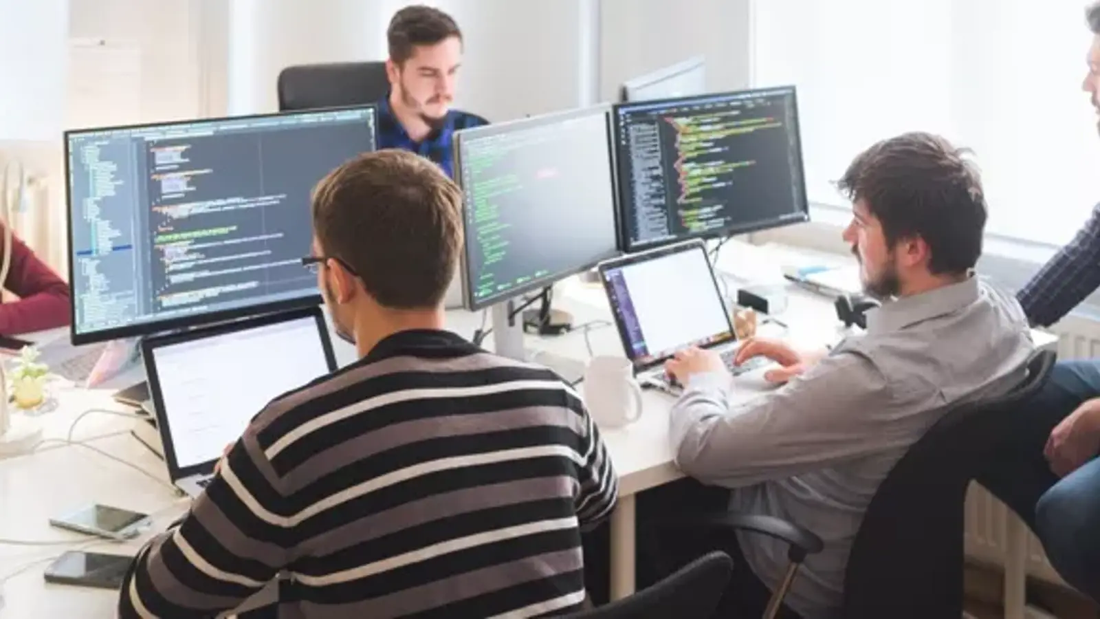 6 تفکر اشتباه درباره برنامه نویسی و برنامه نویس ها که باید بدانید