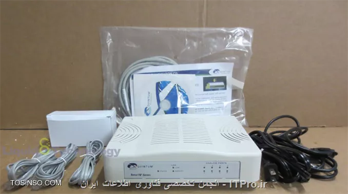 برای این منظور، کافی است که ارتباط شبکه (Ethernet)  بین دو نقطه برقرار شود. در این صورت جهت انتقال تلفن  چند خط از نقطه اول به نقطه دوم کافی است که در نقطه اول از یک دستگاه  FXO VoIP gateway و در نقطه دوم از یک دستگاه FXS VOIP gateway استفاده گردد.
||http://network.tosinso.com/files/get/29f2f3ff-fc41-4c8e-82f0-b9e4474052a1||
FXO VoIP gateway کار تبدیل سیگنال تلفنی را به IP Packet بر عهده دارد و در طرف دوم FXS VoIP gateway به دریافت IP Packet و تبدیل آن به سیگنال تلفنی (بوق تلفن آنالوگ) می پردازد. در این روش برای انتقال هر خط تلفن در وضعیتی که از G711 Codec استفاده شود، به حداقل 64 kbps پهنای باندEthernet جهت انتقال هر خط نیاز است. در صورتیکه بر اساس شرایط (پهنای باند و خصیصه های مربوط به آن) بتوان از دیگر Codec ها نظیر G729 استفاده نمود می توان میزان پهنای باند مورد نیاز را تا 8 Kbps نیز کاهش داد.


البته شایان توجه که این دستگاه ها دارای پورت تلفتهای مشخصی هستند که 2پورت یا 4 یا 8 یا 16 به بالا پورت تلفن رو منتقل میکنند .
برای انتقال حتی 2 خط تلفنم طبق توضیح بالا بایستی پس دو تا دستگاه بخرید FXO VoIP gateway و FXS VoIP gateway
یه لینک خرید مثال
|خرید ::http://shopping.nooran.com/soundwin/gateway/fxs-fxo/soundwin-sxo-fxs-s804|
ما برای این کار توی شرکتمون از این دستگاه استفاده کردیم tenor quantom

||http://network.tosinso.com/files/get/3b4daca2-e7e5-4510-9ddb-55056ded5119||