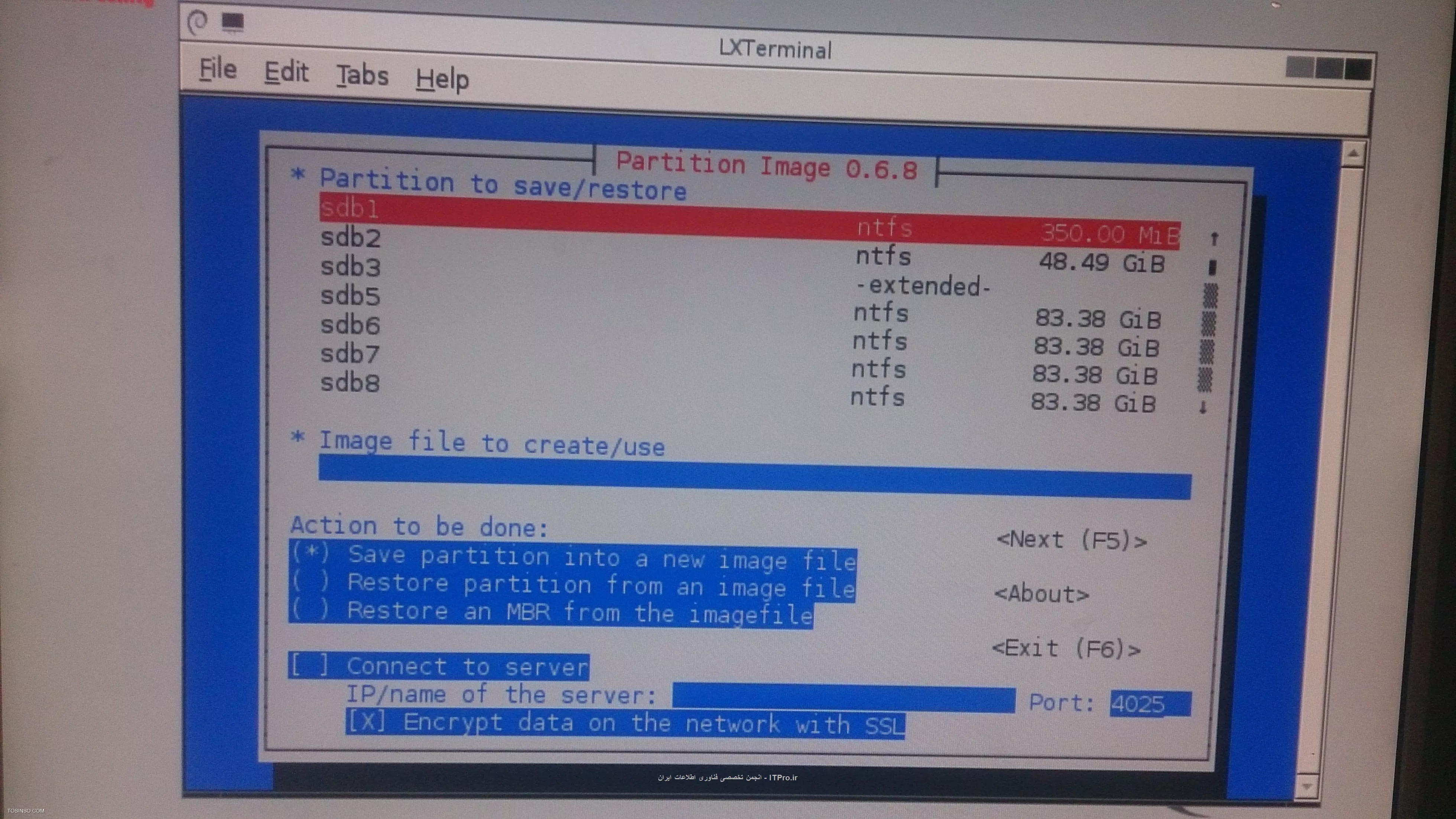دوتا عکس:

||http://hardware.tosinso.com/files/get/f2c357ca-539a-4c7e-82b8-02b0cc7cfff8||

||http://hardware.tosinso.com/files/get/418e038d-7f5c-45ce-aefa-8c7672abd83e||

رفتم توی سیستمش فک کنم و یه دسکاری هایی کردم ولی فک کنم اینجاهم اون هارد 4 ترابایتی شناسایی نشده :|
فقط فلش +هار 500گیگ و هارد 150 روشناخته :(

