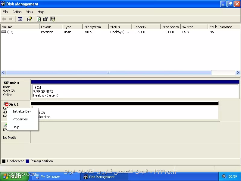 روی Disk راست کلیک میکزنی و اولین گزینه یعنی initialize Disk میزنی البته به شرطی که قبلاً initialize نشده باشه
||http://icdl.tosinso.com/files/get/6004ef9d-cc9d-455a-8f71-0f2d77821e6b||
وقتی initialize Disk  رو زدی ازت میخواد دیسک شما MBR باشه یا GPT توضیحات بیشتر در این خصوص لینک زیر:
* |تفاوت واقعی GPT و MBR در چیست ؟ ::https://tosinso.com/articles/7152/%d8%aa%d9%81%d8%a7%d9%88%d8%aa-GPT-%d9%88-MBR-%d8%af%d8%b1-%da%86%db%8c%d8%b3%d8%aa%d8%9f-%d8%a8%d9%87-%d8%b2%d8%a8%d8%a7%d9%86-%d8%b3%d8%a7%d8%af%d9%87|
شبیه به تصویر زیر برات باز میشه
||http://tosinso.com/files/get/61e01a7f-79a2-45ca-adca-276e4f691b5c||
وقتی انتخاب کردی و initialize شد حالا نوبت به پارتیشن بندی هست همون جا که زده Unallocated راست کلیک کن و اولین گزینه یعنی New Partition و یا New Simplle Volume رو انتخاب کن
||http://icdl.tosinso.com/files/get/4344b0c8-ba4c-4dff-bd45-a75fe540e35f||
سپس با یه wizard که همش NEXT داره روبرو میشی 
||http://icdl.tosinso.com/files/get/28c29238-0ff9-4e14-8f64-ca838eab9767||
پس از next ازتون مقدار فضایی رو میخواد که به اولین پارتیشن این هارد میخوایید بدید رو میپرسه اگر تغییری ندید و net کنید یعنی کل هارد رو به یک پارتیشن میخوایید تبدیل کنید این عدد بر حسب  MB تعیین میشه
||http://icdl.tosinso.com/files/get/d15bf9fe-d0c7-45a1-8541-b7de162f5426||
قدم بعدی اختصاص دادن یکی از حروف الفبا به اون پارتیشن هست که اسمش Drive Letter هست 
||http://icdl.tosinso.com/files/get/a6a91ea8-4467-4140-9471-97afc3ea66c6||
در پنجره جدید و پس از NEXT از لیست کشویی اول گزینه NTFS را انتخاب کنید و از لیست کشویی دوم گزینه Default را انتخاب کنید. در قسمتVolume Label میتوانید یک نام برای درایو خود تایپ کنید. مثلا من نام درایوم را Data تایپ میکنم. سپس مربع اولی را که نوشتهPerform a quick format ( یعنی فرمت کردن سریع ) را چک مارک کنید یعنی علامت دار کنید و مربع دومی را به حال خود باقی بگذارید و سپس روی گزینه Next کلیک کنید. 
||http://icdl.tosinso.com/files/get/914fcd34-180f-4ff0-9ad1-14715760d6d8||
یک خلاصه ای از وضعیت رو مشاهده میکنید سپس بر روی کلید Finish کلیک کنید 
||http://icdl.tosinso.com/files/get/d3c9960e-5a96-47d6-85c7-1bab7e33e0d1||
اگر نمیخوایید تمام حجم برای یک درایو باشه پس از finish در همونجا خواهید دید که مجدد کنار پارتیشن جدیدتون فضای مشکی رنگی هست که unallocated هست مشابه مراحل قبل میتونید پارتیشن جدید بهش اختصاص بدید.
موفق باشید.