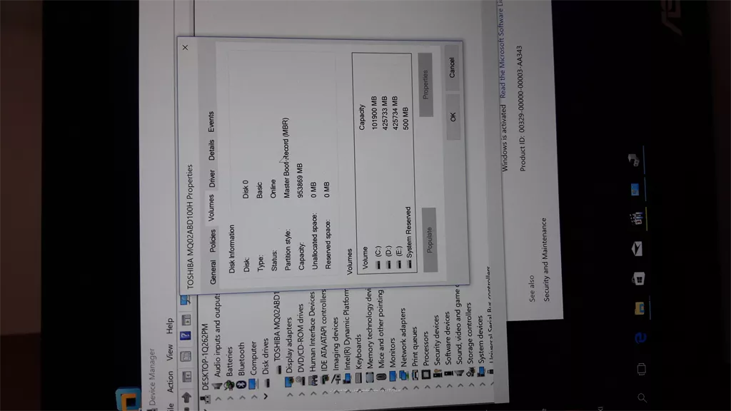 در ساخت vm هیچ مشکلی نداریم.۶Gهارد و۴Gرم بهش دادیم.در مورد اینکه vmvareچه ورژنیه و جواب دادن به سواله آخرتون ، چند عکس ضمیمه میکنم وبا توجه به اونها توضیح میدم...||https://virtualization.tosinso.com/files/get/bc023b1e-e53c-43dd-991c-1c65de683c6b||||https://virtualization.tosinso.com/files/get/65c28d4c-1622-4209-a671-99c0f1dbcbda||