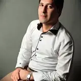قاسم حسنی