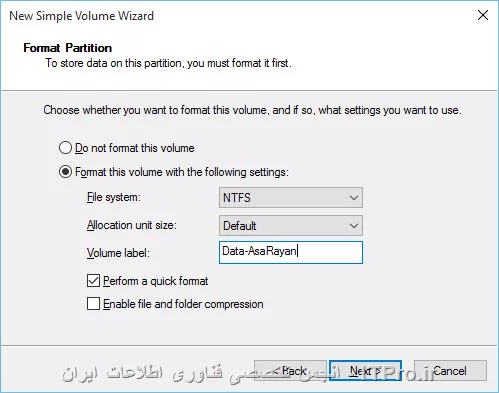 روی Disk راست کلیک میکزنی و اولین گزینه یعنی initialize Disk میزنی البته به شرطی که قبلاً initialize نشده باشه
||http://icdl.tosinso.com/files/get/6004ef9d-cc9d-455a-8f71-0f2d77821e6b||
وقتی initialize Disk  رو زدی ازت میخواد دیسک شما MBR باشه یا GPT توضیحات بیشتر در این خصوص لینک زیر:
* |تفاوت واقعی GPT و MBR در چیست ؟ ::https://tosinso.com/articles/7152/%d8%aa%d9%81%d8%a7%d9%88%d8%aa-GPT-%d9%88-MBR-%d8%af%d8%b1-%da%86%db%8c%d8%b3%d8%aa%d8%9f-%d8%a8%d9%87-%d8%b2%d8%a8%d8%a7%d9%86-%d8%b3%d8%a7%d8%af%d9%87|
شبیه به تصویر زیر برات باز میشه
||http://tosinso.com/files/get/61e01a7f-79a2-45ca-adca-276e4f691b5c||
وقتی انتخاب کردی و initialize شد حالا نوبت به پارتیشن بندی هست همون جا که زده Unallocated راست کلیک کن و اولین گزینه یعنی New Partition و یا New Simplle Volume رو انتخاب کن
||http://icdl.tosinso.com/files/get/4344b0c8-ba4c-4dff-bd45-a75fe540e35f||
سپس با یه wizard که همش NEXT داره روبرو میشی 
||http://icdl.tosinso.com/files/get/28c29238-0ff9-4e14-8f64-ca838eab9767||
پس از next ازتون مقدار فضایی رو میخواد که به اولین پارتیشن این هارد میخوایید بدید رو میپرسه اگر تغییری ندید و net کنید یعنی کل هارد رو به یک پارتیشن میخوایید تبدیل کنید این عدد بر حسب  MB تعیین میشه
||http://icdl.tosinso.com/files/get/d15bf9fe-d0c7-45a1-8541-b7de162f5426||
قدم بعدی اختصاص دادن یکی از حروف الفبا به اون پارتیشن هست که اسمش Drive Letter هست 
||http://icdl.tosinso.com/files/get/a6a91ea8-4467-4140-9471-97afc3ea66c6||
در پنجره جدید و پس از NEXT از لیست کشویی اول گزینه NTFS را انتخاب کنید و از لیست کشویی دوم گزینه Default را انتخاب کنید. در قسمتVolume Label میتوانید یک نام برای درایو خود تایپ کنید. مثلا من نام درایوم را Data تایپ میکنم. سپس مربع اولی را که نوشتهPerform a quick format ( یعنی فرمت کردن سریع ) را چک مارک کنید یعنی علامت دار کنید و مربع دومی را به حال خود باقی بگذارید و سپس روی گزینه Next کلیک کنید. 
||http://icdl.tosinso.com/files/get/914fcd34-180f-4ff0-9ad1-14715760d6d8||
یک خلاصه ای از وضعیت رو مشاهده میکنید سپس بر روی کلید Finish کلیک کنید 
||http://icdl.tosinso.com/files/get/d3c9960e-5a96-47d6-85c7-1bab7e33e0d1||
اگر نمیخوایید تمام حجم برای یک درایو باشه پس از finish در همونجا خواهید دید که مجدد کنار پارتیشن جدیدتون فضای مشکی رنگی هست که unallocated هست مشابه مراحل قبل میتونید پارتیشن جدید بهش اختصاص بدید.
موفق باشید.