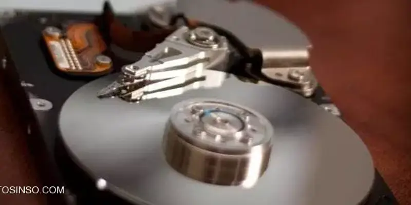 دیسک چیست؟ معرفی و شناخت ساختار و کارکرد Disk