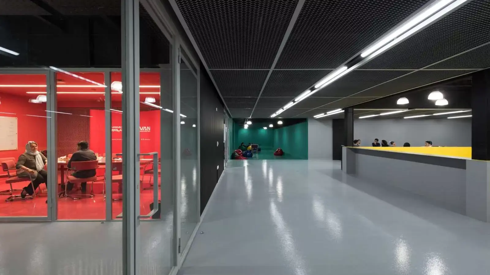 معرفی 4 فضای کار اشتراکی برای استارتاپ های ایرانی + معرفی امکانات