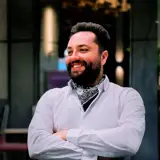 وحید ایران نژاد