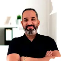 علی  منصوری
