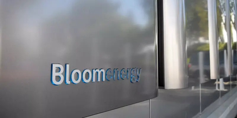 بلوم باکس چیست؟ بررسی نحوه تولید برق از اکسید جامد با Bloom Box