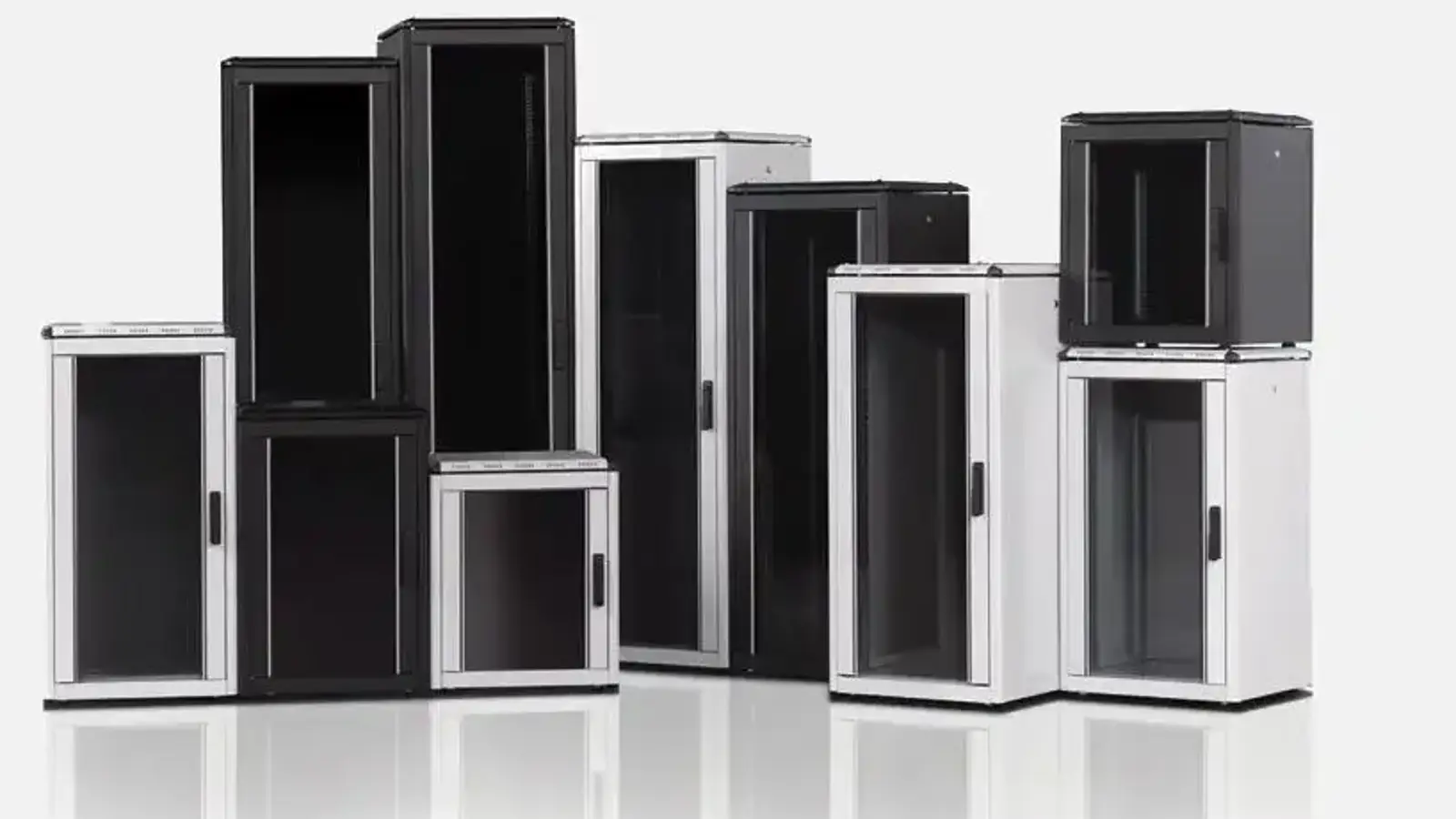 رک (Rack) شبکه چیست؟ بررسی انواع رک شبکه