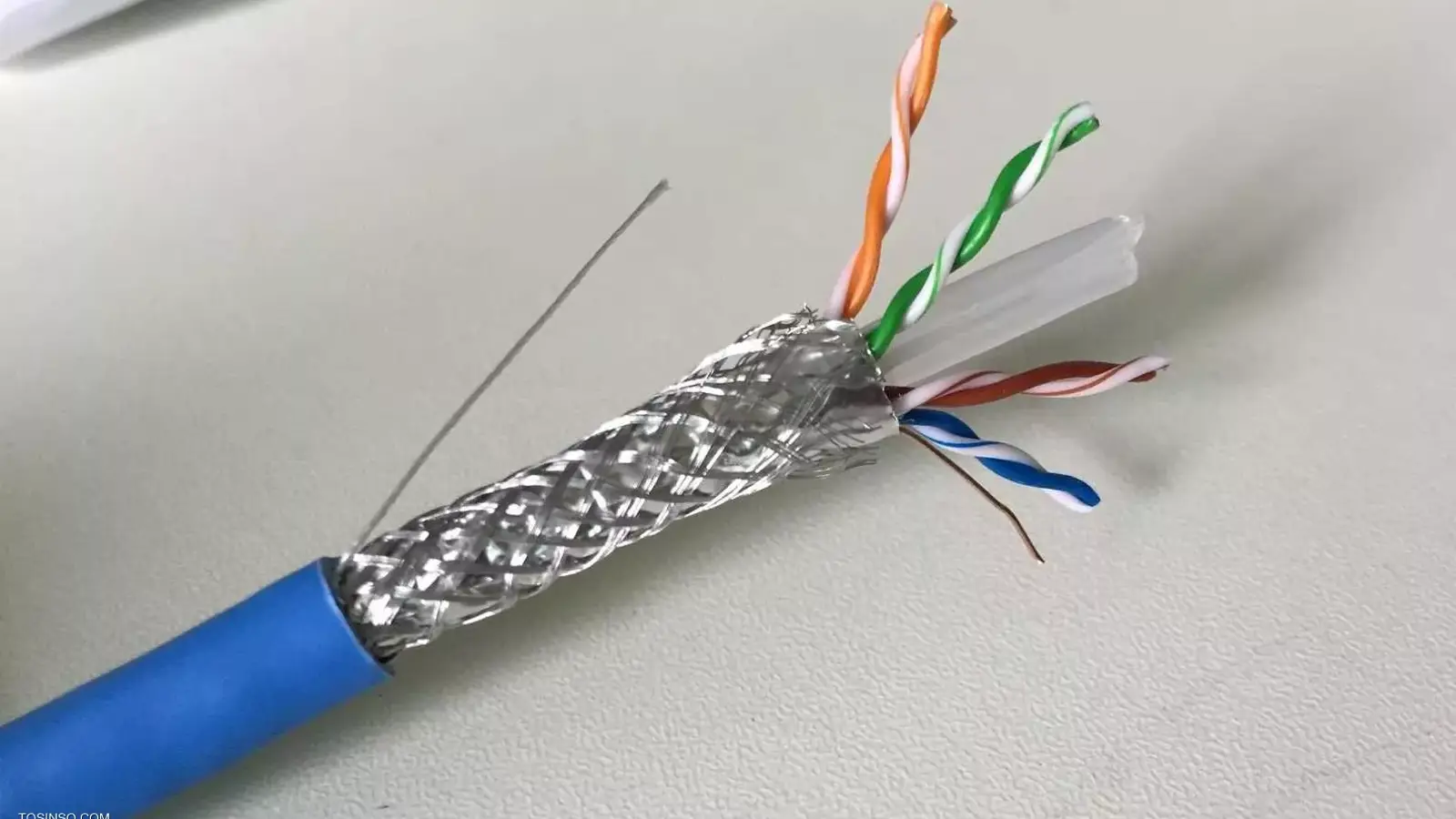 کابل SFTP چیست و چه نکاتی را باید در موردش بدانید؟