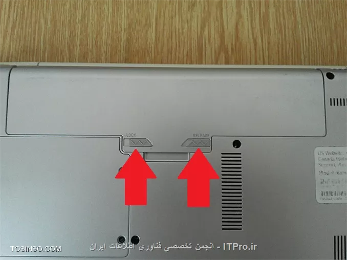 باتوجه به پیشرفت روز افزون کامپیوتر و بروزشدن نرم افزار ها به سرعت سیستم های ما ضعیف و قدیمی می شوند و دیگر عملکرد رضایت بخشی نخواهند داشت و این باعث نارضایتی ما و تعویض دستگاه می شود، راه های برای افزایش سرعت سیستم وجود دارد که هر کدام تا اندازه ای موثر و کاربردی هستند  از جمله :

1. یکپارچه سازی دیسک سخت (Defragmentation)  
2. افزایش حافظه رم
3. حذف فایل های موقت اینترنتی (Temporary Internet Files)
4. برداشتن برنامه های و سرویس هاس غیر ضرور از StartUP
5. تمیز نگهداشتن رجیستری
6. خنک نگهداشتن دستگاه
7. پاک کردن برنامه های غیر ضروری
8. تعویض هارددیسک به SSD

در این مقاله اساس کار را بر ارتقا هاردیسک به SSD  قرار دادم چون تنها و موثرترین راه تعویض هارد دیسک با یک SSD است البته شایا ذکر است که نوع هارد دیسک و نوع پورت SATA هم در سرعت سیستم تاثیر زیادی دارد
--

من یک لپ تاپ سونی قدیمی دارم که سال 87 اون خریدم اون زمان جز بهترین دست گاه های بازار بود اما الان دیگه حرفی برای گفتن نداره .مشخصات لپ تاپ من به شرح زیر است :

# CPU : P8400  دو هسته ای با فرکانس 2.26GHz و 3MB کش است
# Ram : 4GB DDR2 با Bass 800
# HDD :320GB
# VGA : onboard-Intel GMR 4500MHD
خوب این مشخصات درمقابل مشخصات فوق العاده لپتاپ های امروزی ناامید کننده است اما با کمی تغییر سرعت و عملکرد ان به طور چشم گیری افزایش می یابد.در لپتاپ بیشتر قطعات قابل تعویض نیست به جز هارد و رم خوب از انجای که رم سیستم به تعداد برنامه ها درحال اجرا بستگی دارد و از یک حد به بعد زیاد تاثیری در کار روزمره ندارد. اما خوب چه کنیم .بهترین راه حل ارتقا هارد دیسک است . خوب اگه یکمی مطالع کنید سال های اخیر تمام قطعات سیستم ارتقا پیدا کرده بجز هارد دیسک که هنوز روند کارش به صورت مکانیکی است .پس بهترین گزینه برای ارتقاع هارد دیسک به SSD است

قبل از هر چیز نکته خیلی مهم را باید بگم که اگر پورت SATA شما ازنوع 2 باشد سرعت کمتری نسبت به SATA از نوع 3 دارد  به همین خاطر ممکن است یک SSD با سرعت بالاتر در یک لپتاپ که SATA از نوع 2 است به مراتب عملکرد ضعبف تری را از خود نشان می دهد و ممکن است کم شما را برنجاند. پس باید با دقت به نوع پورت SATA هارد دیسک خود را انتخواب کنید تا هزینه ای بش از حد نکنید.

!! SSD چیست ؟
--
SSD هم مانند هاردیسک وظیفه ذخیره سازی و اطلاعات را دارد و با قطع برق هم از اطلاعات محافظت می کند . پس تفاوت کجاست تفاوت آنجا مشخص می شود که در SDD بجای کار مکانی , عمل ذخیره سازی به صورت الکترونیکی صورت می گیرید و به همین دلیل سرعت SSD بسیار بالاتر از حد تصور است SSD نیز دیگر مشخصات باور جالب را دار می باشد :
# مقاومت بالا در برابر لرزش و ضربه
# مصرف انرژي کمتر و توليد گرماي کمتر
# قابليت اطمينان بالا
# عدم توليد صدا
# وزن کمتر
# تحمل گرما و سرما
خوب من این کارو عملا انجام دادم و براتون از مراحل انجام کار عکس گرفتم پس بامن همراه بشید.


!! ارتقاع HDD به SSD در لپ تاپ Sony VGN-CS190 
--
||http://tosinso.com/files/get/b41491aa-d65b-4e4f-8548-58951145abdb||

1. خوب ابتدا لپتاپ رو خاموش کنید و شارژرو از اون جدا کنید و ان رو برگردونیددقت کنید که به روی لپ تاپ فشار نیارید ممکنه با فشار با پشت لپتاپ LCD آسیب ببیند.

||http://tosinso.com/files/get/3a6c2d5d-e5be-4c23-b9aa-9d8191b7b1b5||

2. باطری را با احتیاط از محل خود خارج کنید

||http://tosinso.com/files/get/e6d1642d-f562-4536-b6ed-ce71663bc451||

4.دو پیچ مربوط به درپوش هارددیسک که در تصویر مشاهده می کنید را باز کنید و در پوش محافظ هارد دیسک را بردارید.

||http://tosinso.com/files/get/6880cdfb-4bc7-491e-8f0a-7bb1d5d1c6f3||

5. پس از برداشتن درپوش محافظ هاردیسک یک پیچ در انتهای سمت راست هاردیسک است ان را باز کنید و هارد دیسک  را با احتیاط از محل خود خارج کنید.

||http://tosinso.com/files/get/711a8550-d8a7-4f8b-a67c-2ce00f6ece66||

6. روی هارد یک محافظ برای جلو گیری از ایجاد میدان مغناطیسی وجود دارد که با دوپیچ به پشت هارد پیچ شده است ان ها را باز کنید

||http://tosinso.com/files/get/9e56e56d-646b-42f2-ab78-e31e62a68135||

7. SSD که من خریداری کردم از برند XXX است که از نوع همزمان است که می تواند به صورت همزمان بنویسد و بخواند به همین خاطر به طور قابل توجه ای از SSD  های رایج سریع تر است اما خوب دوستان قیمتش خیلی بیشتره و به قول معروف هرچقدر پول بدید آش می خورید.

||http://tosinso.com/files/get/390b105f-a6ac-4770-83e1-922b40b5c2f2||

8. محافظ را با دوپیچ که باز کردید به SSD پیچ کنید وبعد SSD را در محل خود قرار گیری HDD قرار داده و پیچ انتهای سمت راست را محکم ببندید.

||http://tosinso.com/files/get/ee1f7868-428e-4ce1-85f7-e4389cad2bc1||

9. دو پیچ از درپوش هاردیسک باز کردیم خوب در پوش رو قرار بدید و ان دوپیچ رو محکم ببندید البته نه خیلی محکم.

||http://tosinso.com/files/get/f542b2d6-8d74-4cc8-8c1d-b688ba195705||

10.باطری را در محل خود قرار دهید و لپتاپ را روشن کنید و از سرعت بی نهایت عالی SSD لذت ببرید.

||http://tosinso.com/files/get/b6520053-bb90-43a5-a813-3ed2825c7f13||

من بعد قبل از نصب SSD چیزی حدود 40 ثانیه طول می کشید تا ویندوز 10 بالا بیاد اما حال نزدیک به 10 ثانیه بیشتر طول نمب کشه و منو خوشحال میکنم،*نکته لپ تاپ من SATA2 است و اگر لپتاپ شما SATA3 باشه بازم بهتر جواب می دهد. امیدوارم تا این جا خسته نشده باشید . خوب لپتاپ به SSD ارتقا دادیم اما مشکلی داریم . مشکل کم بودن فضای SSD است که SSD که من خریدم 128 گیگبایت و این امروزه خیلی خیلی کم هستش و چاره کار اضافه کردن هارد دوم بجای DVD-RW است می پرسید چطوری ؟ 

با HDD Caddy :
کدی کیسی مبدلی است به شکل و اندازه DVDRW لپ تاپ که  ارتباط یا مبدل هارد دارد.مبدل کدی به ما کمک می کنه تا به لپتاپ هاردیسک دوم اضافه کنیم و فضا و ظرفیت بیشتری در اختیار داشته باشیم. همچنین، این مبدل کمک میکنه تا به راحتی هارد پرسرعت SSD به لپ تاپ اضافه کنیم. تا الان این کار تنها برای برخی لپ تاپ ها مورد استفاده قرار میگرفت. اما با پیشرفت اینترنت و به اشتراک گذاری فایل ها، نیاز به فضای ذخیره بیشتر بر روی لپ تاپ و کامپیوترهای شخصی داریم
و با ورود نرم افزارهای پیچیده و قدرتمند بخصوص در حوزه برنامه نویسی و گرافیک نیاز به استفاده از هاردهای پرسرعت برای پردازش و عملکرد سریعتر سیستم ها بیشتر احساس می شه . جالب است که بدونید میزان استفاده از درایورهای نوری کاهش یافته به نحوی که درایو نوری بیشتر  در لپ تاپ ها زاید به نظر می رسه.

!!  افزایش هارد دیسک به لپتاپ
-- 
1. DVD-RW معمولا با یک پیچ محکم می شود ان را باز کنید و به صورت کشوی DVDRW را از محل قرار گیری خود خارج نمایید.

||http://tosinso.com/files/get/cc000e80-5e63-4cfd-ba3e-ef3c6f86adb1||

2. سپس یک مبدل HDD یه DVD-RW تهیه کنید. دقت کنید که مبدل ها در چند نوع 12.7mm و 9.5mm بازار موجود هستند که بسته به نو لپ تاپ خود می توانید ان را تهیه کنید همچنین دقت کنید که بعضی از مبدل ها به همراه خود تبدیل پورت SATA را ندارن و باید جدا بخرید و از ن استفاد نمایید. 

||http://tosinso.com/files/get/48f99ed6-34ee-47a2-96a8-ebcf281e607b||

3. سپس هارددیسک که از لپتاپ باز کردیم داخل ان قرار می دهیم و 4 پیچ که اطراف مبدل وجود دارد را محکم می کنیم 

||http://tosinso.com/files/get/c544d1e7-f0c1-49b1-85cf-b8d37fe75b31||

||http://tosinso.com/files/get/33af5c08-2de9-49bf-9690-71acbb3c1e3e||

4. سپس درپوش بیرونی DVDRW را از DVDRW جدا می کنیم و روی مبدل قرار می دهیم تا ظاهر لپتاپ هم شکیل و زیبا بماند 

||http://tosinso.com/files/get/e9df5182-75a5-4b39-913e-30c50107e9bc||

5. سپس یک پایه که DVDRW را به بدنه محکم می کند را از DVDRW باز می کنیم و به مبدل پیچ می کنیم

||http://tosinso.com/files/get/8eb7751d-4271-4b78-8f58-932cc04b0aa0||

||http://tosinso.com/files/get/81332e54-a54e-4321-a9ce-a6583f8befc3||

||http://tosinso.com/files/get/768381a1-9971-413e-821f-48dd91d06265||

6. حالا مبدل را در جای DVDRW به طور کشوی در جای خود قرار می دهیم و ان را پیچ می کنیم

||http://tosinso.com/files/get/cc000e80-5e63-4cfd-ba3e-ef3c6f86adb1||

*کار تمام است و شما حالا یک لپتاپ با SSD دارید که سرعت ان بسیار بالا رفته است*

||http://tosinso.com/files/get/9bc978eb-8516-46c7-83ed-a428fd3ebfbd||

امیدوارم لذت برده باشید

باتشکر محمد جواد صبری
منبع : |جزیره سخت افزار و تجهیرات دیجیتال وب سایت توسینسو::https://tosinso.com/hardware|
هرگونه نشر و کپی برداری بدون ذکر منبع و نام نویسنده دارای اشکال اخلاقی است